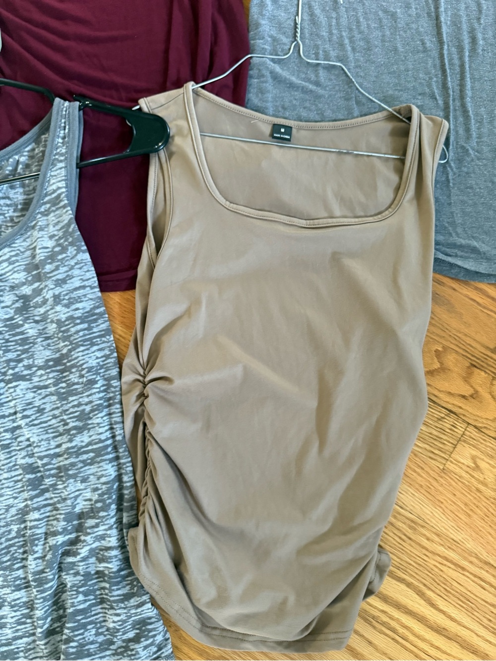 Women’s medium shirt bundle - Picture 3 of 7